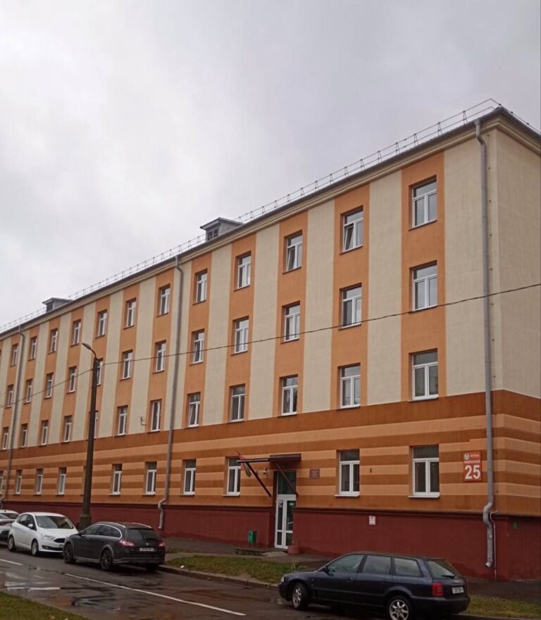 Кто живет в столичных общежитиях, и как получить заветные ключи 🏘